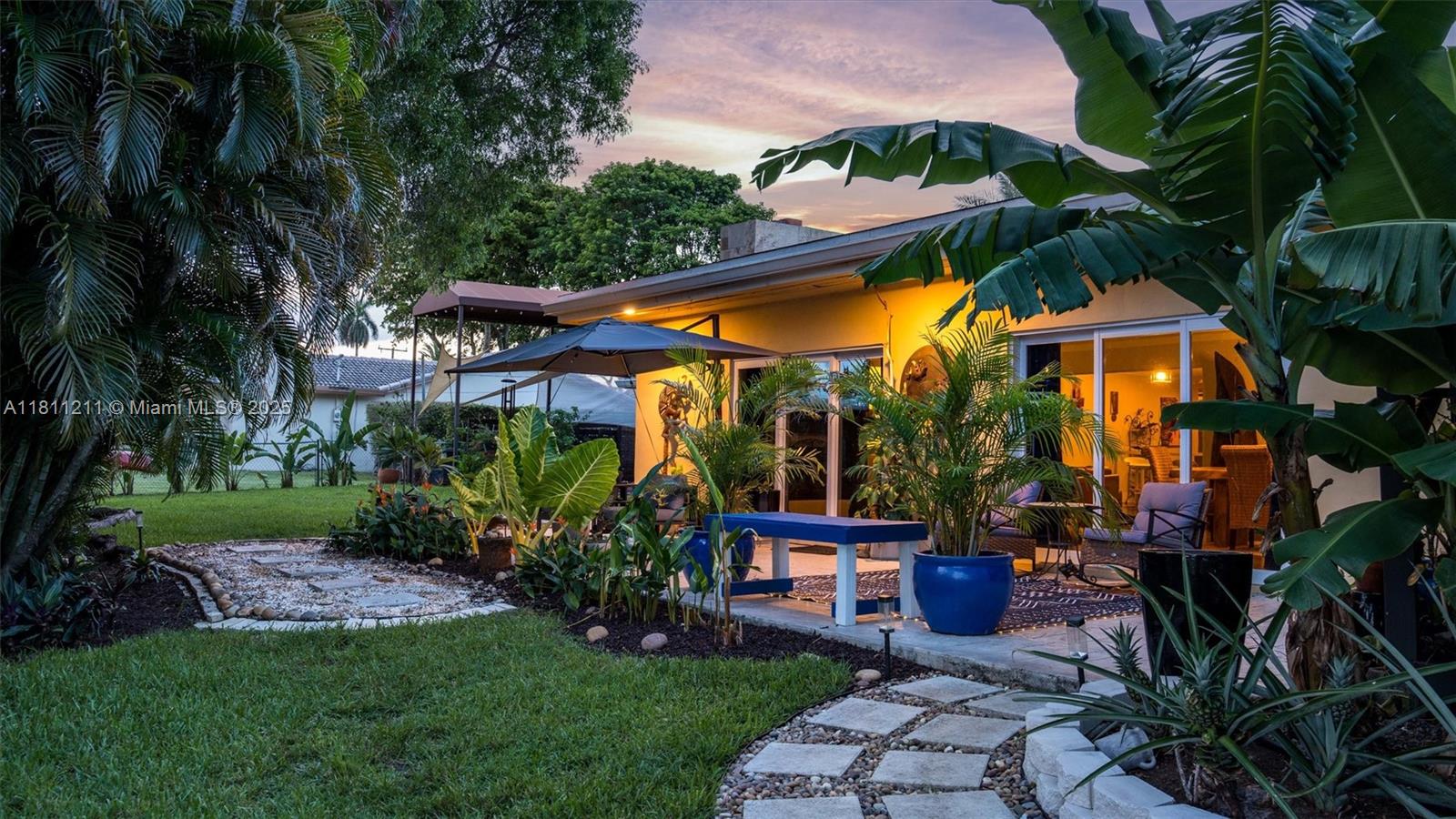 901 W Tropical Way, Plantation, Florida image 30