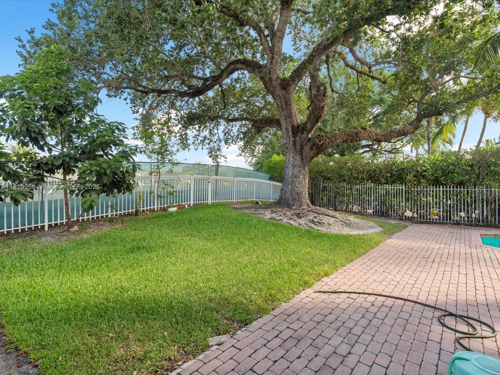 19501 NE 14 Ct, North Miami Beach, Florida image 4