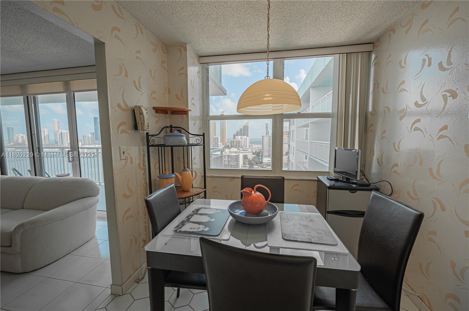 301 174th St #2317, Sunny Isles Beach, Florida image 13