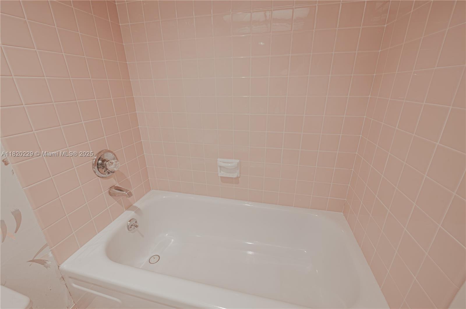 301 174th St #2317, Sunny Isles Beach, Florida image 38