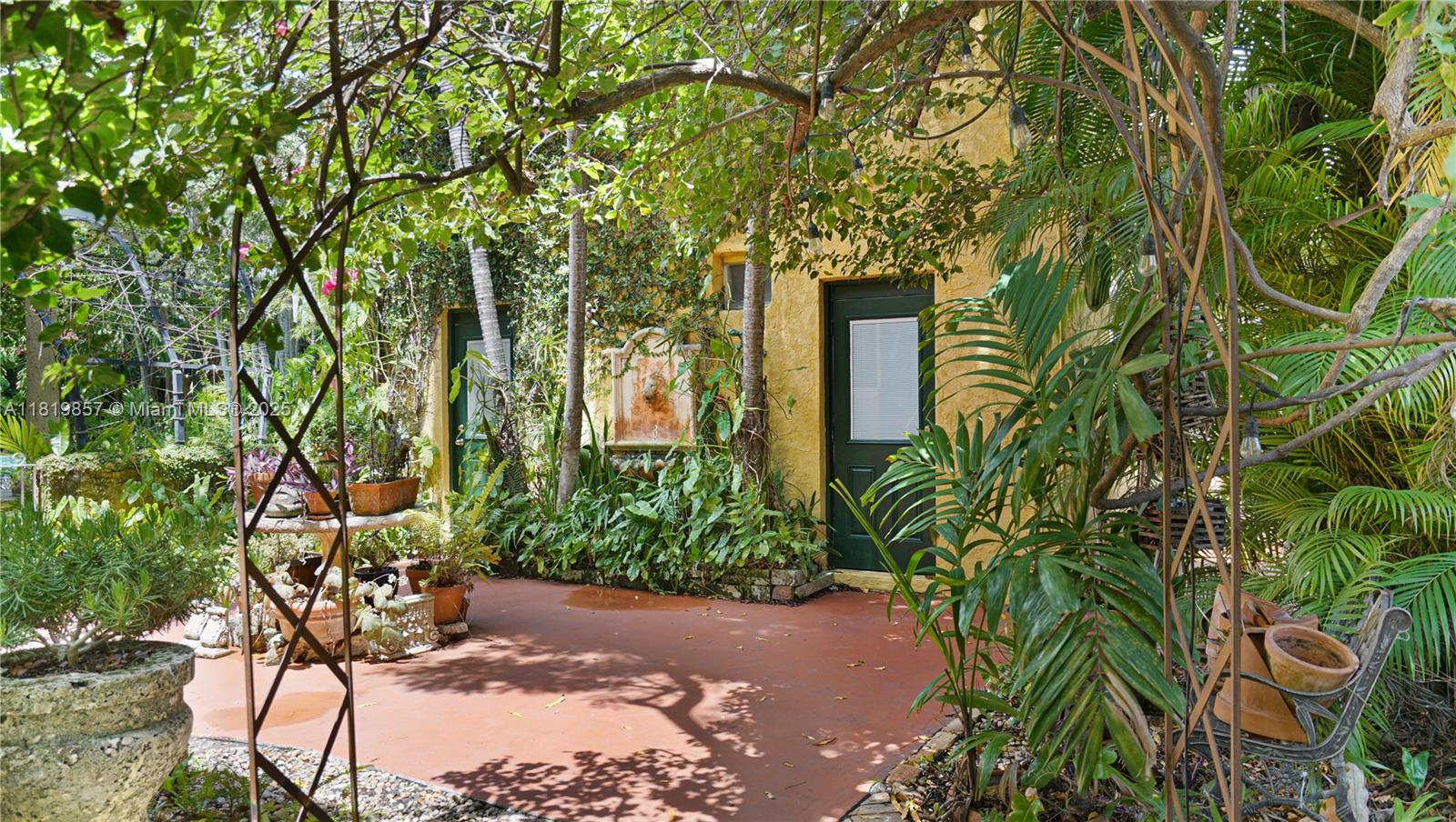 2050 Alton Rd, Miami Beach, Florida image 11