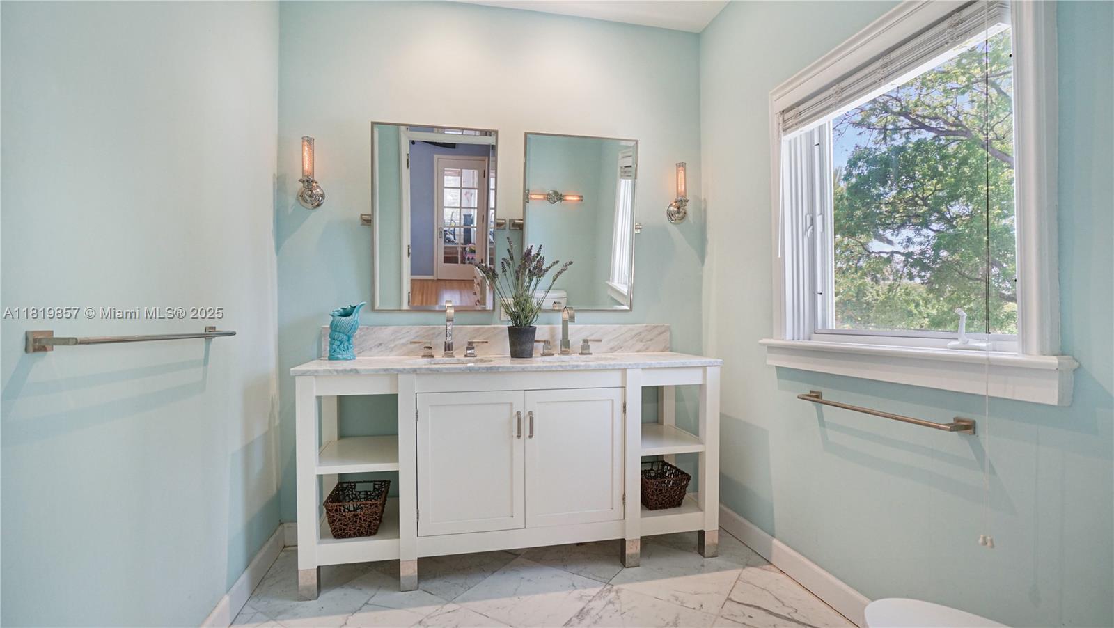 2050 Alton Rd, Miami Beach, Florida image 34