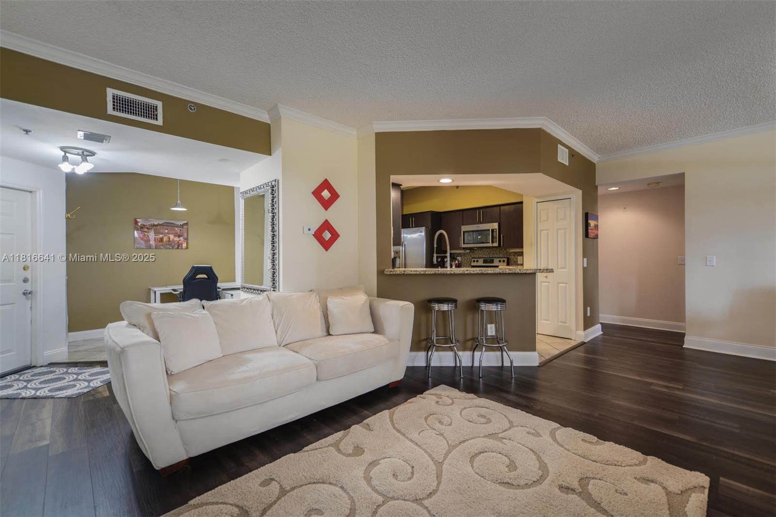 Property photo # 2