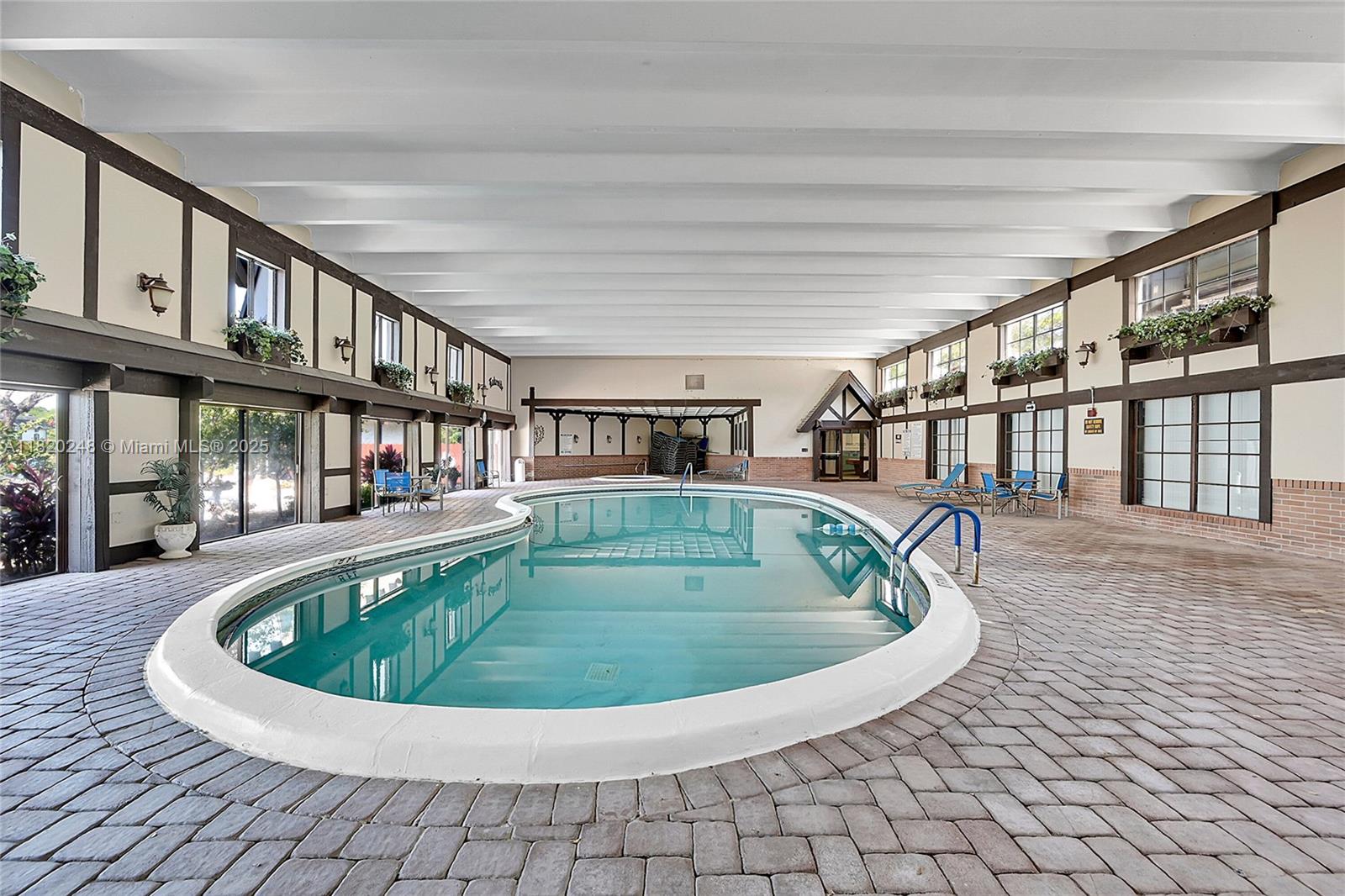 3680 Inverrary Dr #1X, Lauderhill, Florida image 32