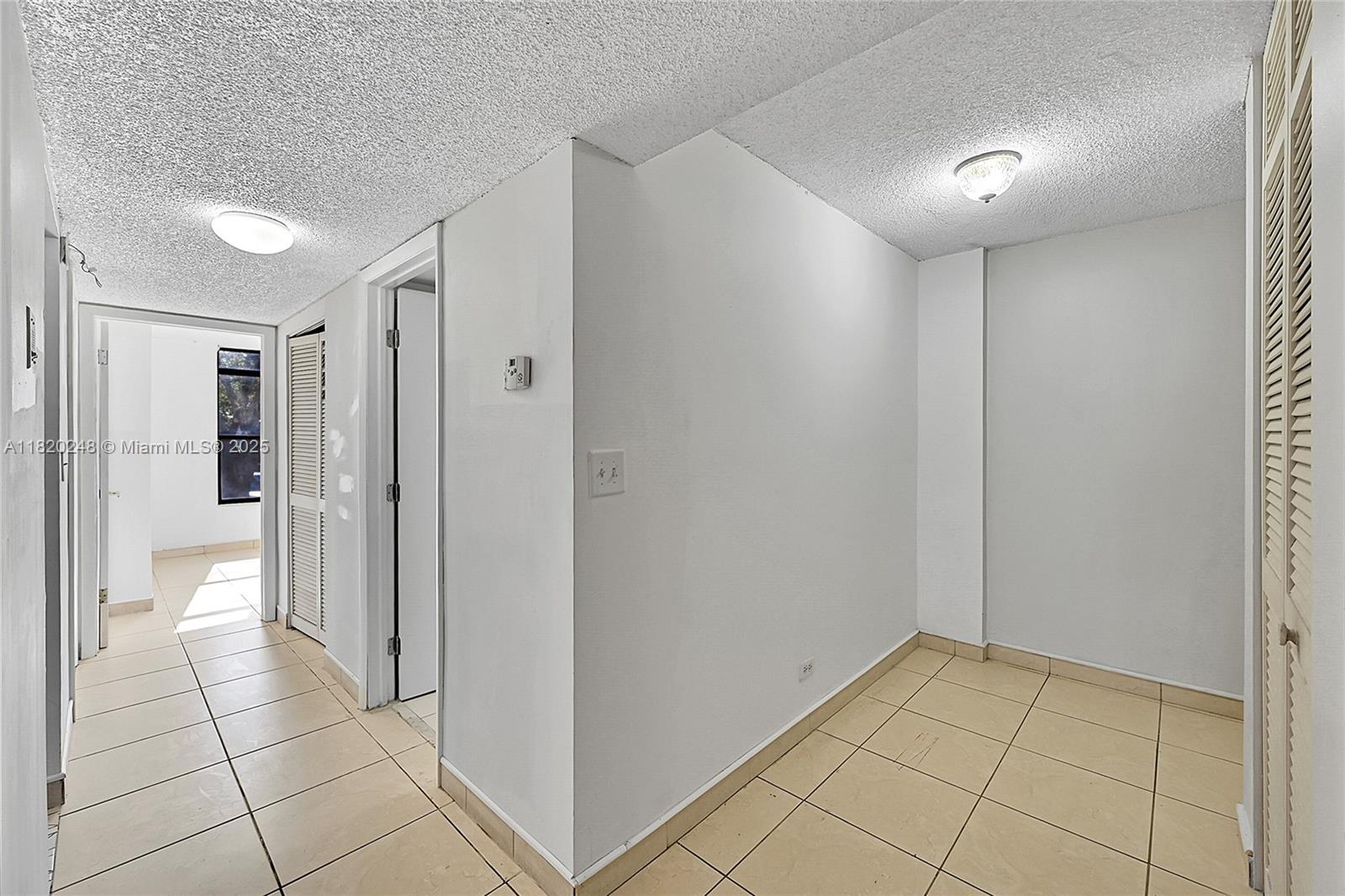 3680 Inverrary Dr #1X, Lauderhill, Florida image 7