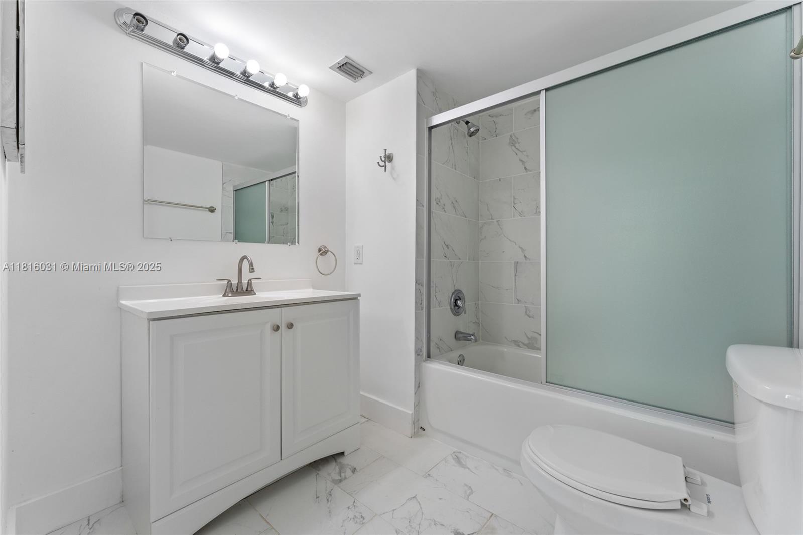 3150 W Rolling Hills Cir #209, Davie, Florida image 13