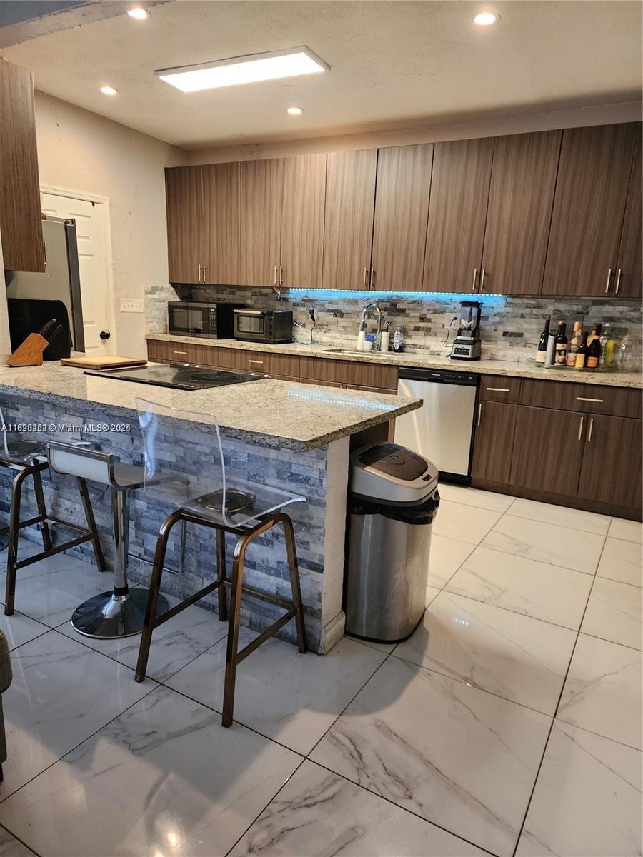 Property photo # 4
