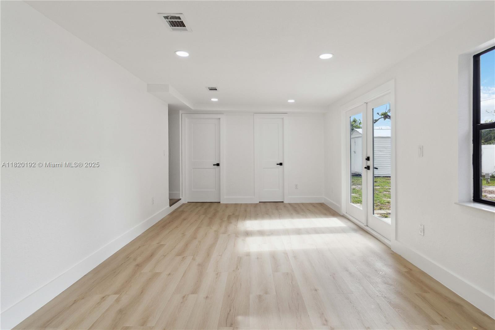 4730 NE 15th Ave, Pompano Beach, Florida image 11