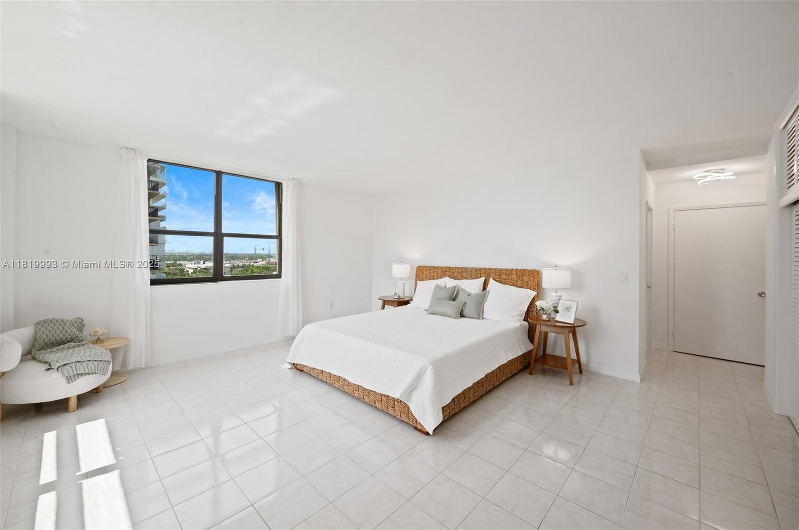 10185 Collins Ave #1508, Bal Harbour, Florida image 13