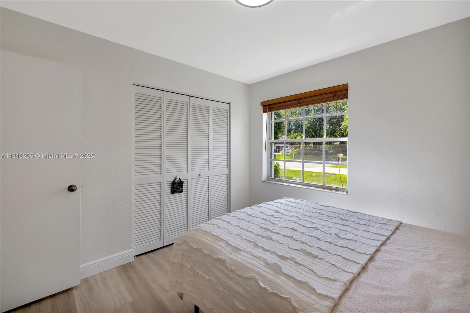 2060 Island Cir, Weston, Florida image 50