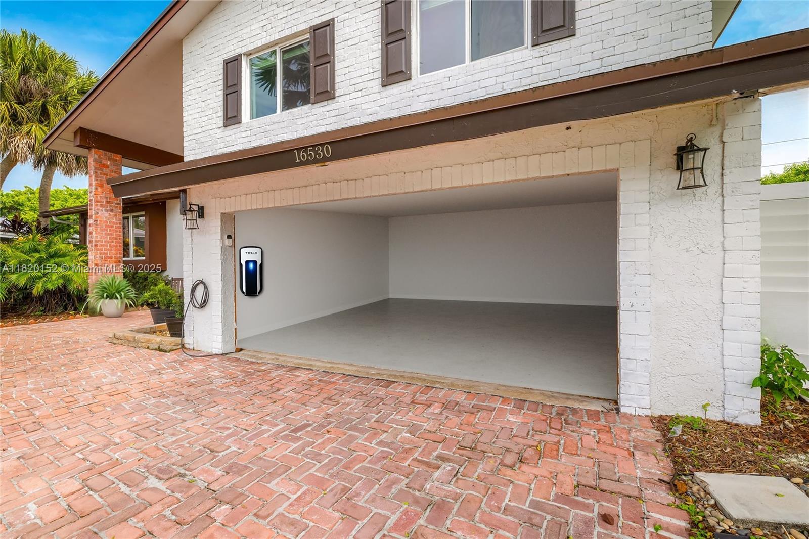 16530 Royal Poinciana Ct, Weston, Florida image 34