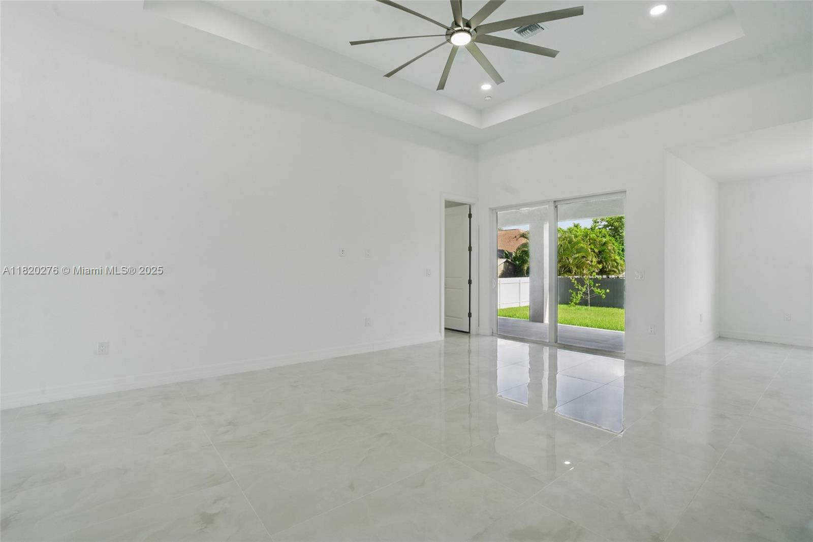 Residential, Cape Coral, Florida image 11