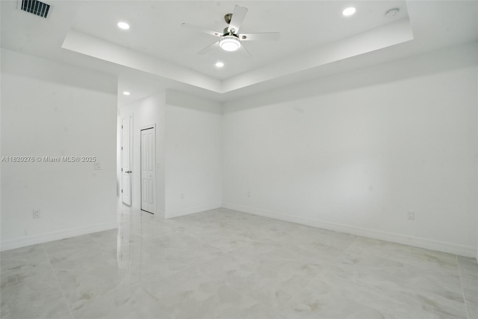 Residential, Cape Coral, Florida image 16