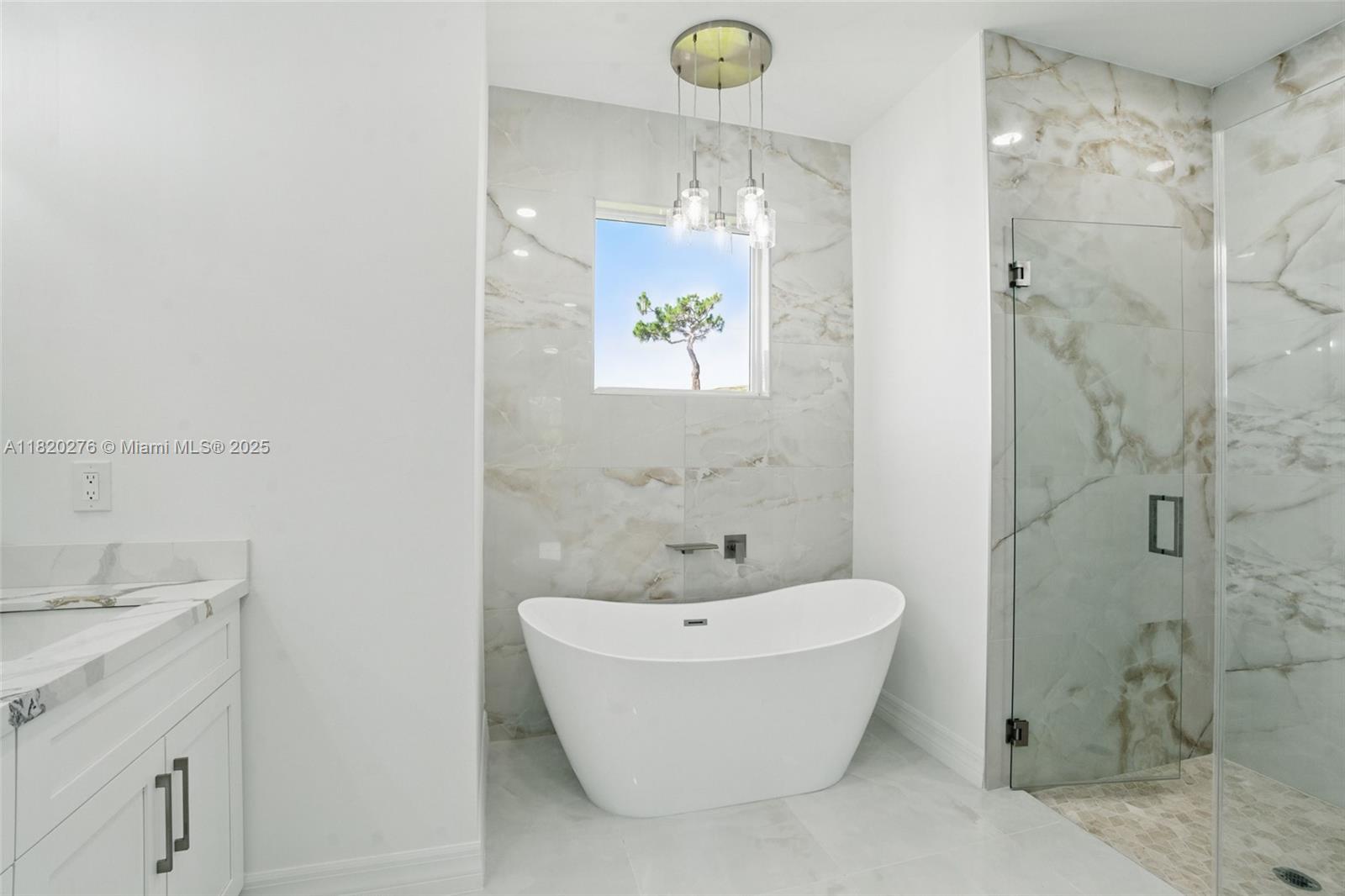 Residential, Cape Coral, Florida image 22
