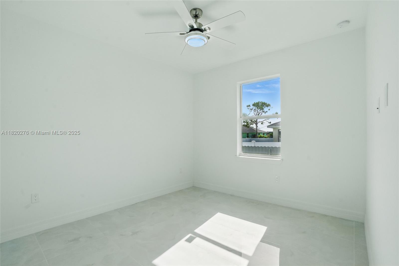 Residential, Cape Coral, Florida image 30