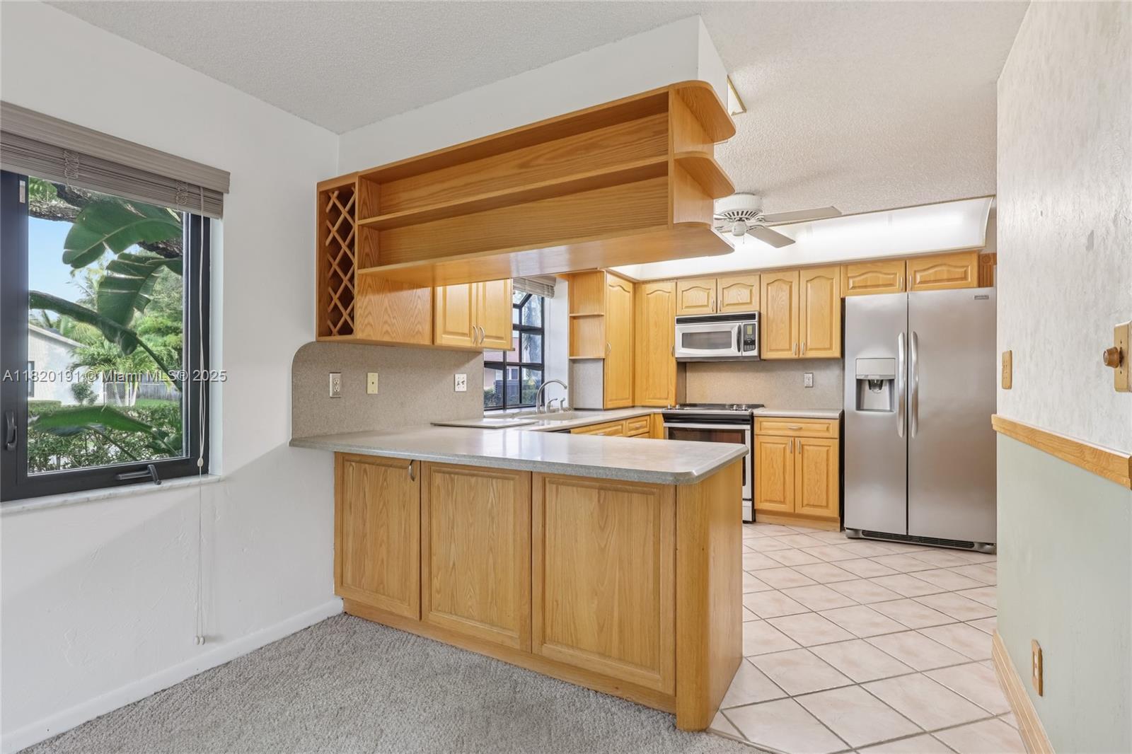 1860 NW 43rd St, Oakland Park, Florida image 14