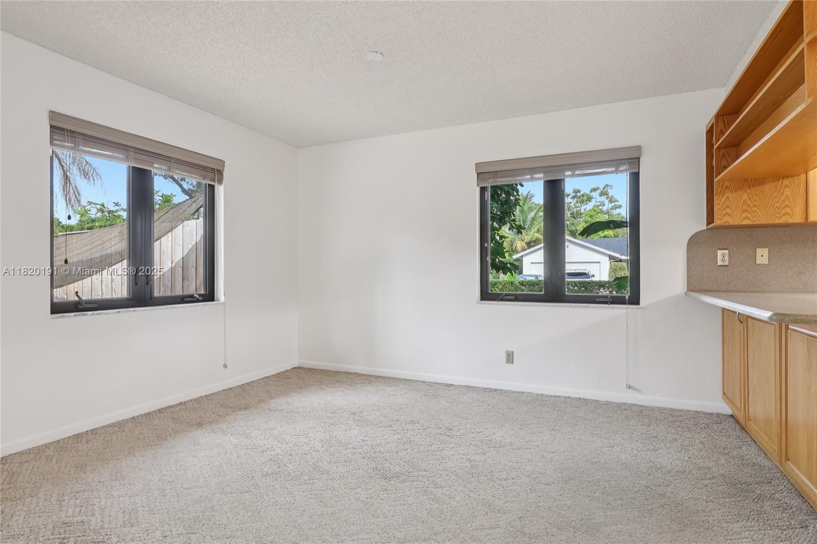 1860 NW 43rd St, Oakland Park, Florida image 15