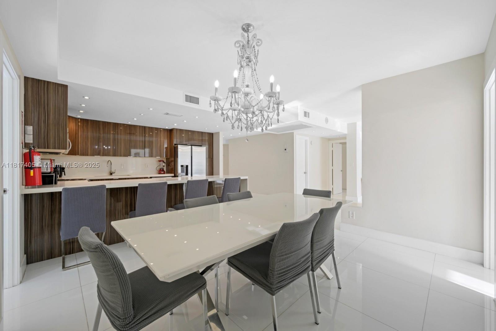 19370 Collins Ave #916, Sunny Isles Beach, Florida image 8