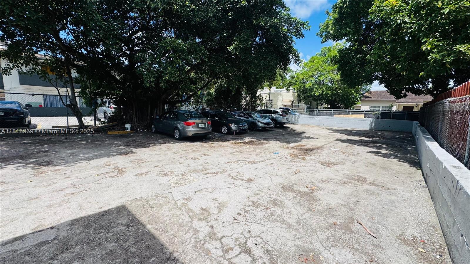 2000 NW 29th St, Miami, Florida image 5