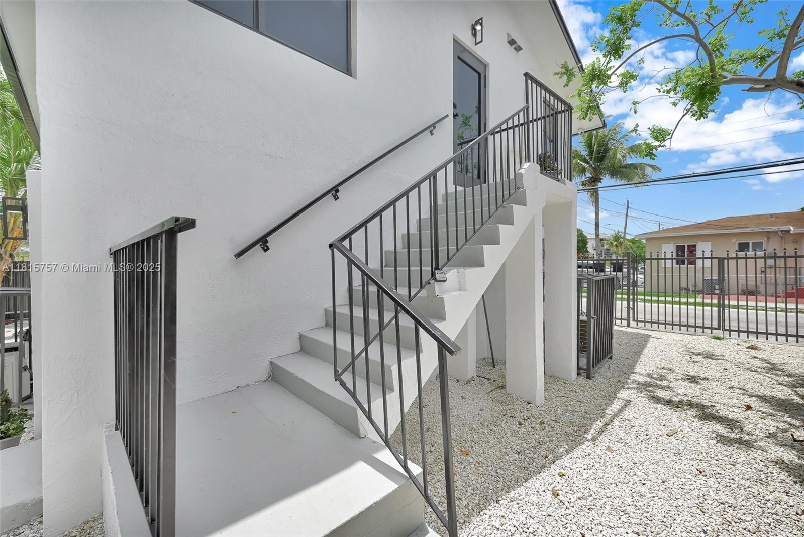 1805 SW 4th Street, Miami, Florida image 38