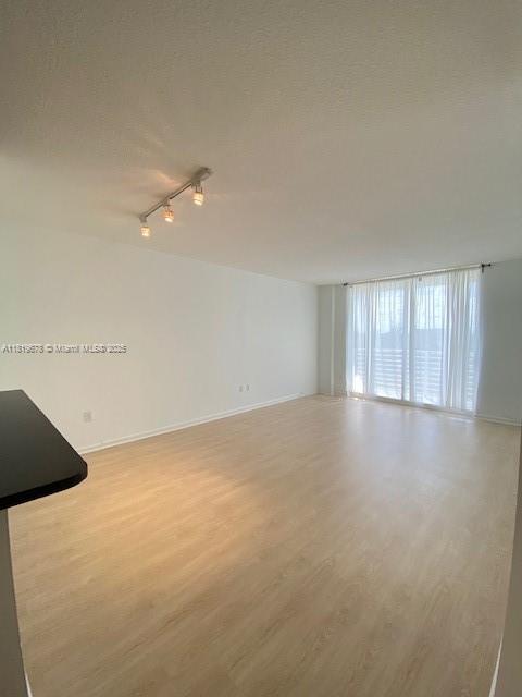 2775 NE 187th St #407, Aventura, Florida image 10