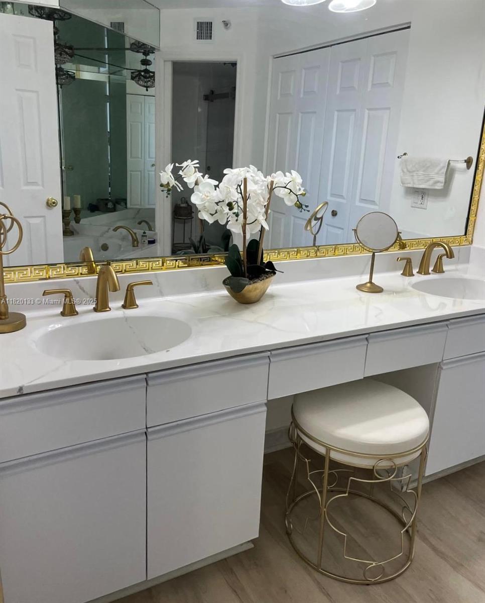 3500 Mystic Pointe Dr #1804, Aventura, Florida image 6