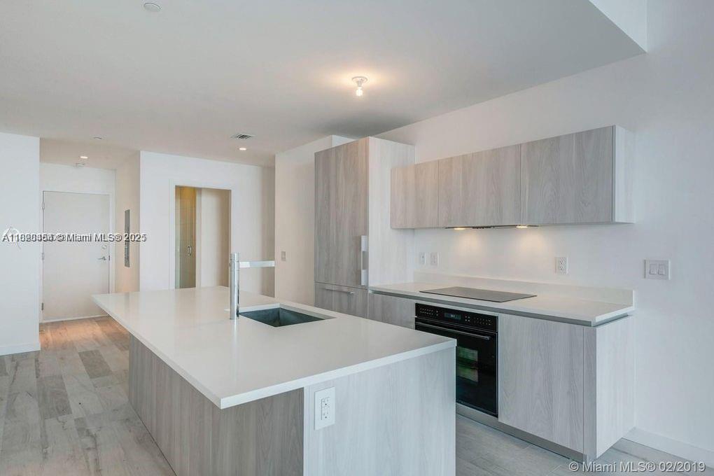 480 NE 31st St #1002, Miami, Florida image 9