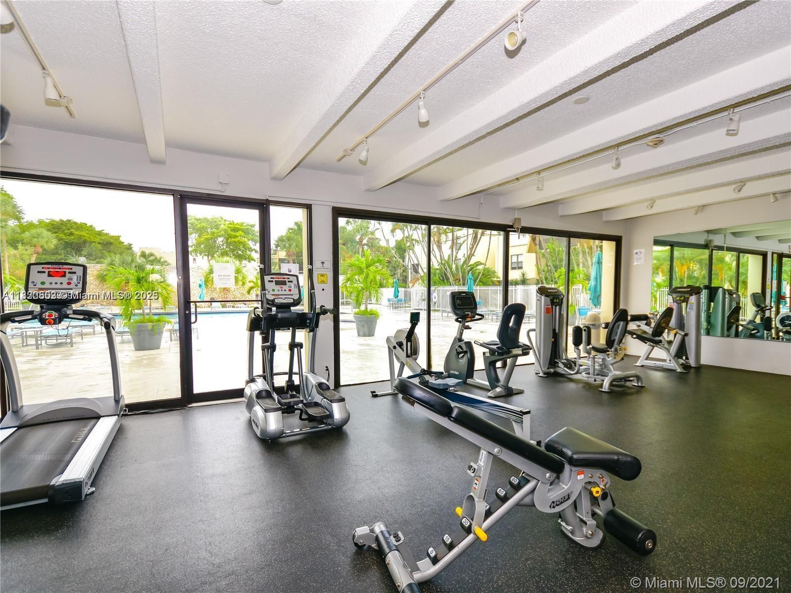 20291 NE 30th Ave #PH20, Aventura, Florida image 42