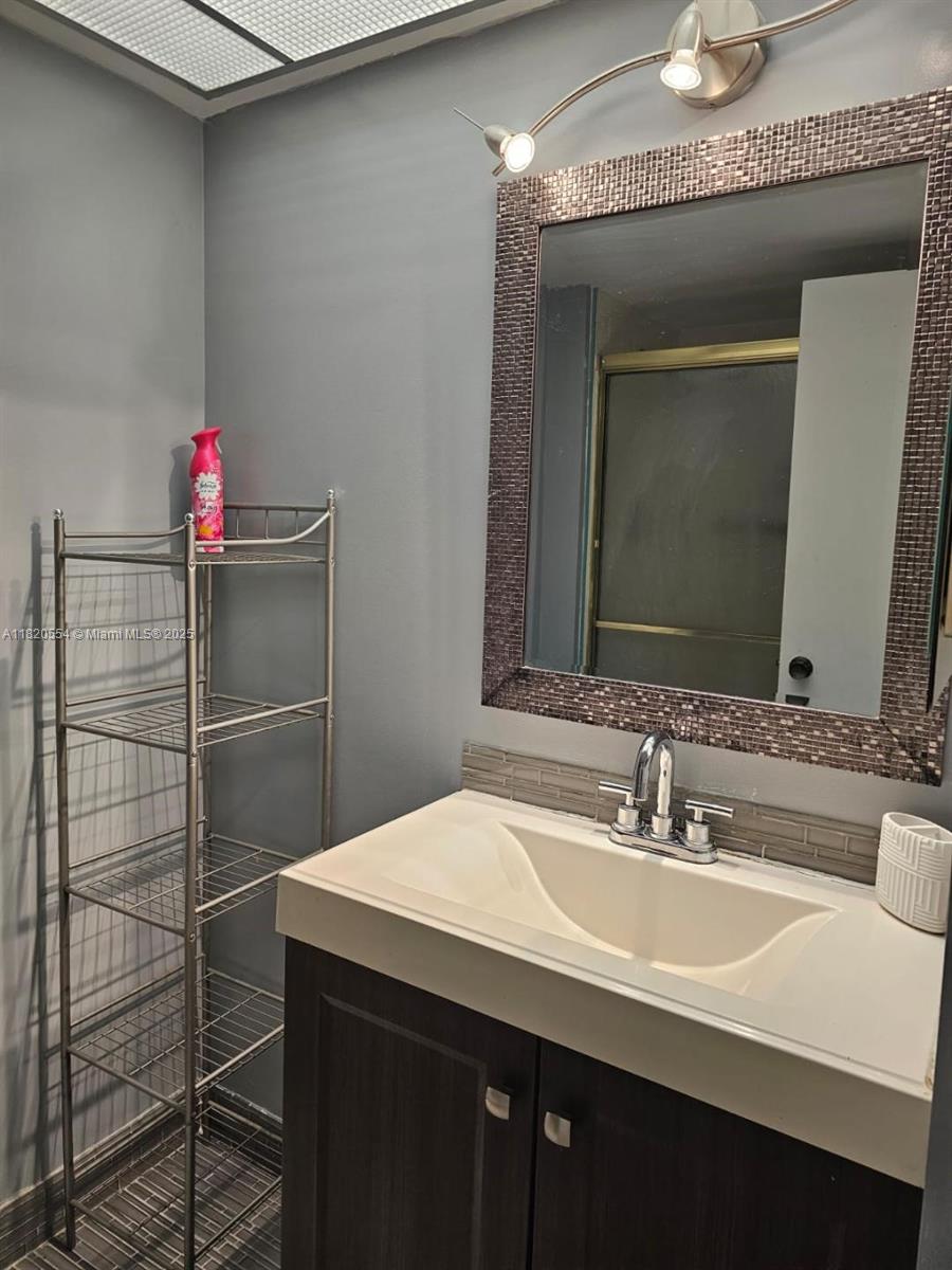 251 174th St #2111, Sunny Isles Beach, Florida image 12