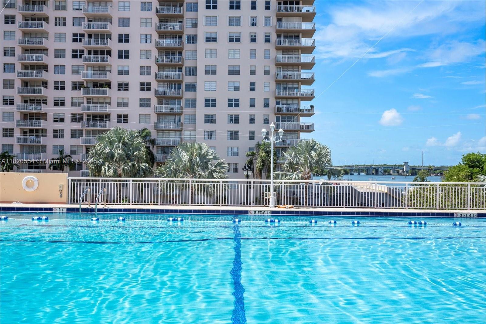 251 174th St #2111, Sunny Isles Beach, Florida image 23