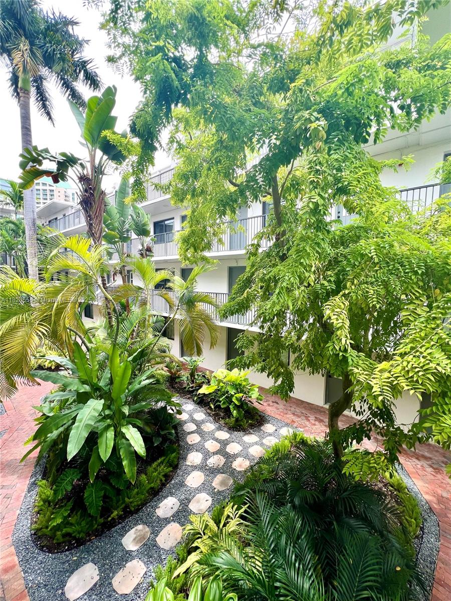 3240 Mary St #S207, Miami, Florida image 1