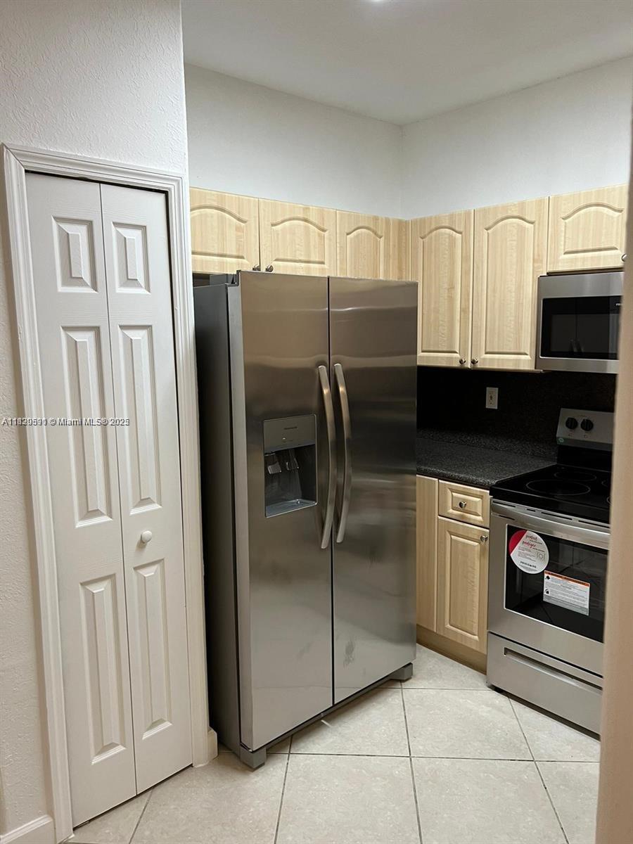 2758 SE 17th Ave #102, Homestead, Florida image 3