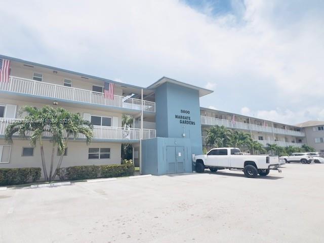 5800 Margate Blvd #814-8, Margate, Florida image 1