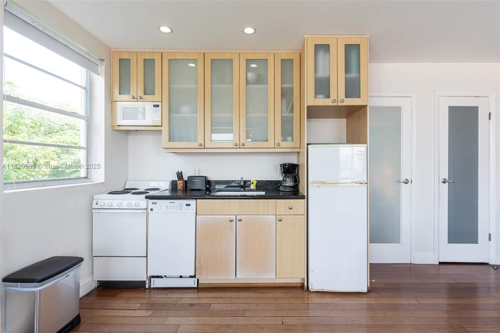 Property photo # 6