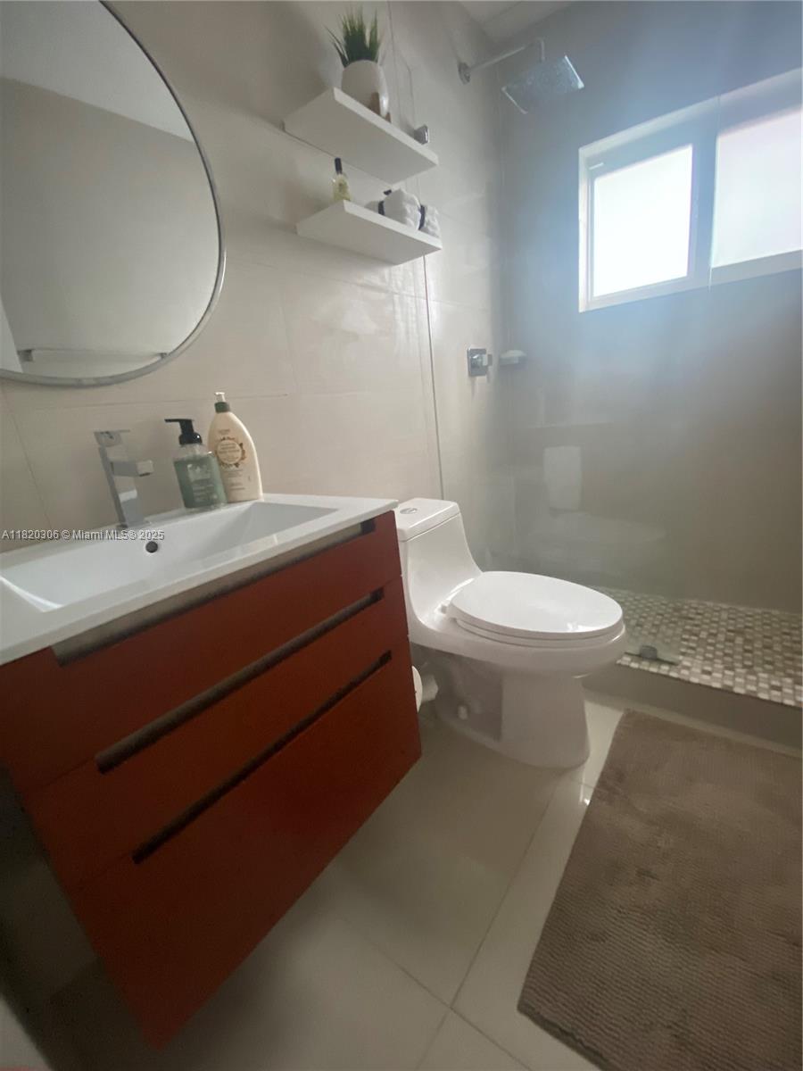 10090 NW 57th St, Doral, Florida image 27