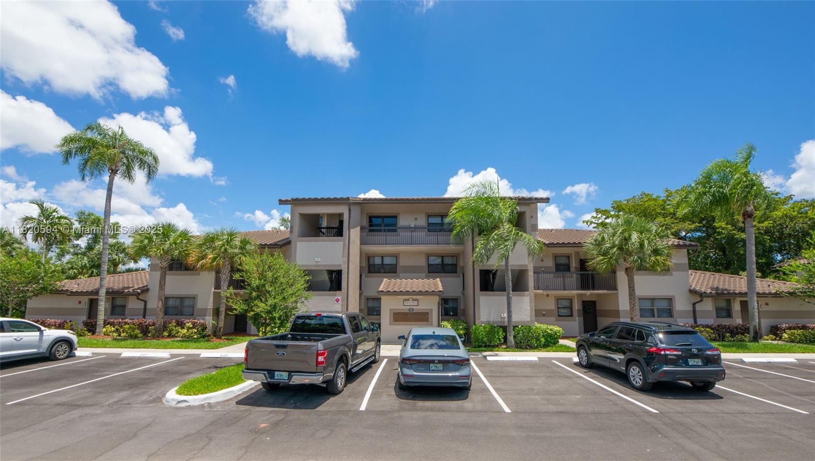 9963 Nob Hill Pl, Sunrise, Florida image 1