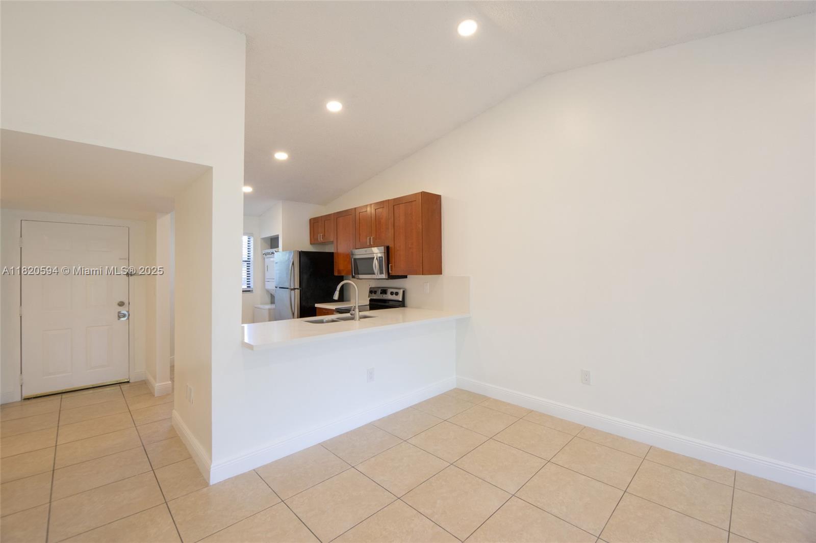 9963 Nob Hill Pl, Sunrise, Florida image 13