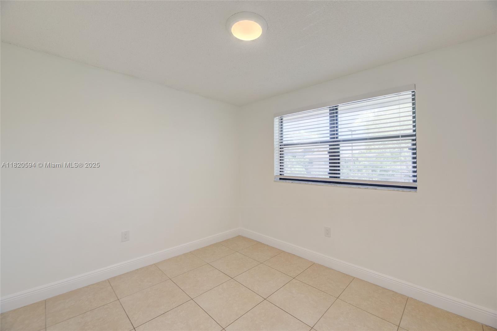 9963 Nob Hill Pl, Sunrise, Florida image 25