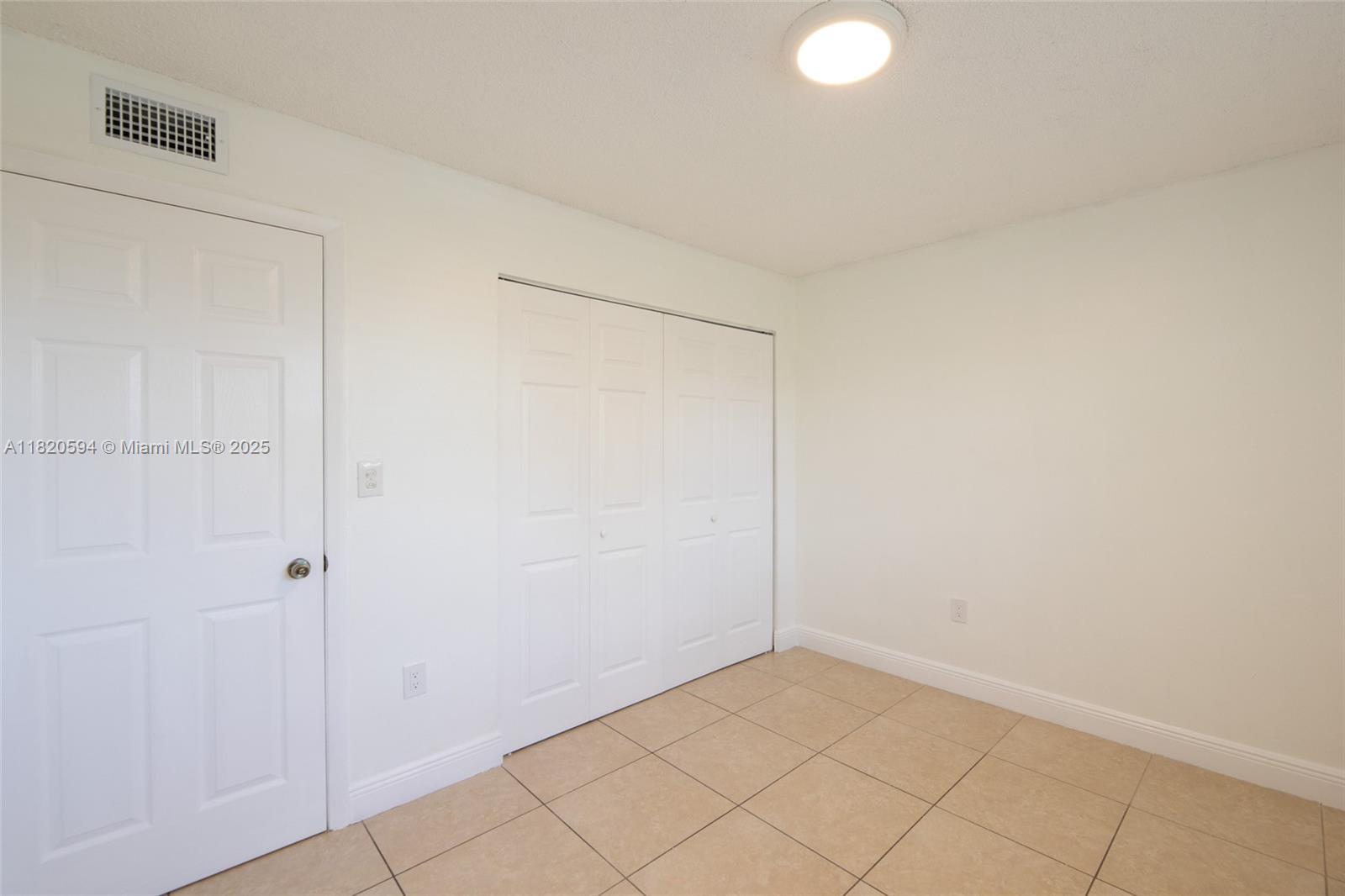 9963 Nob Hill Pl, Sunrise, Florida image 26