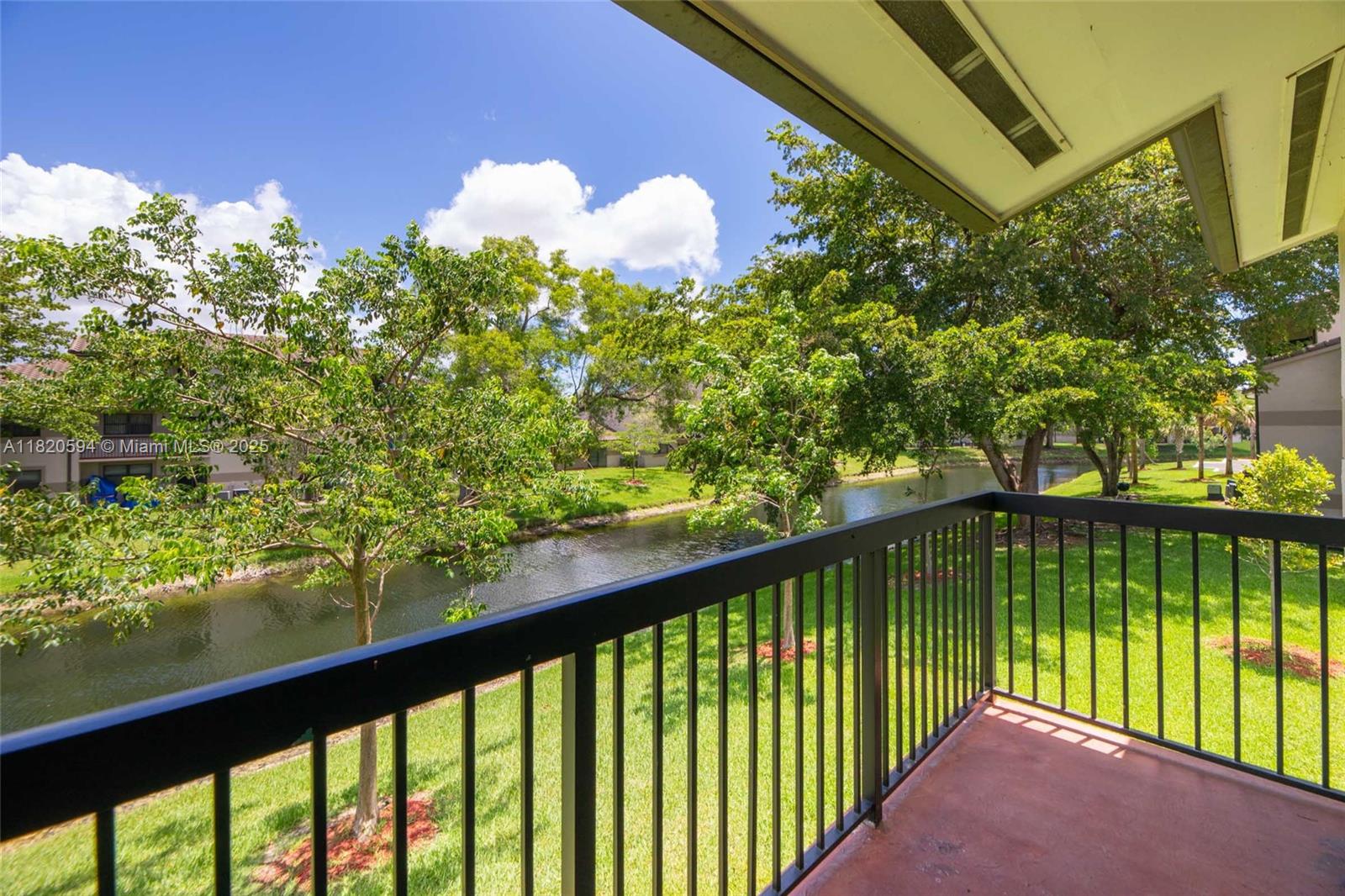 9963 Nob Hill Pl, Sunrise, Florida image 30