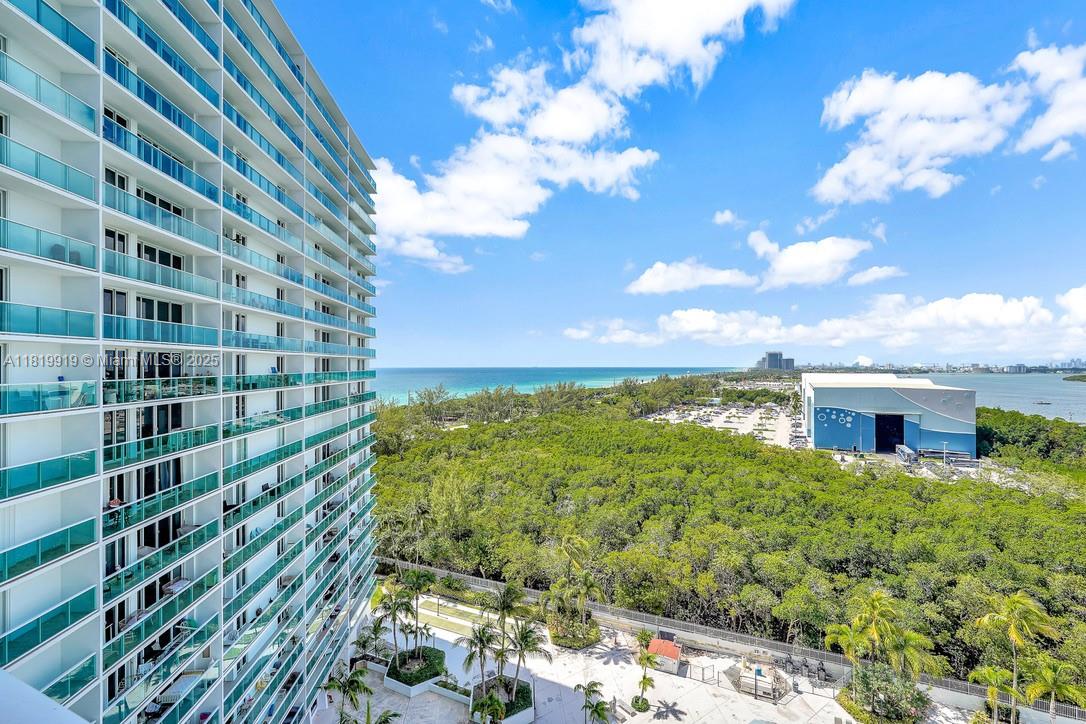 100 Bayview Dr #1223, Sunny Isles Beach, Florida image 2