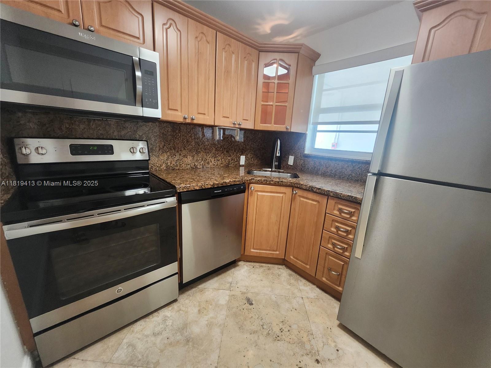 Property photo # 9
