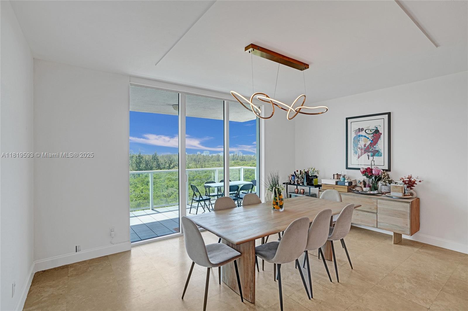 14951 Royal Oaks Ln #803, North Miami, Florida image 24