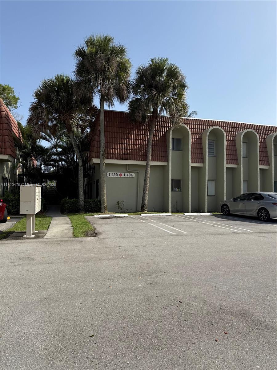 Property photo # 6