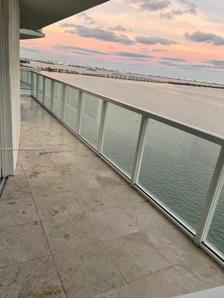 665 NE 25th St #1102, Miami, Florida image 14