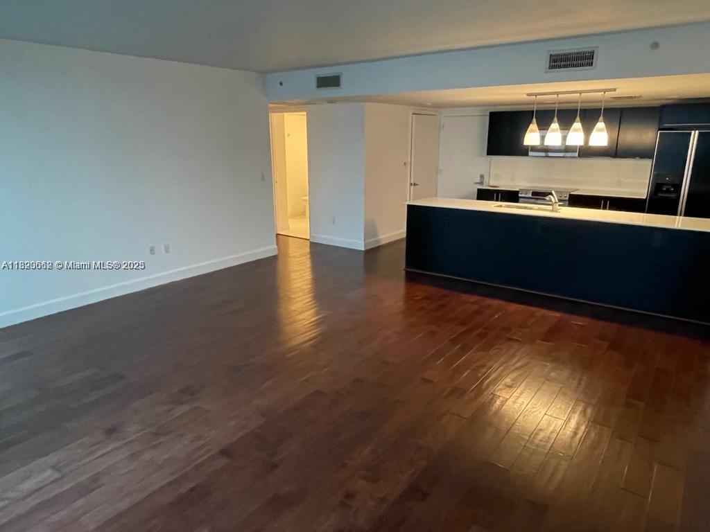 665 NE 25th St #1102, Miami, Florida image 8