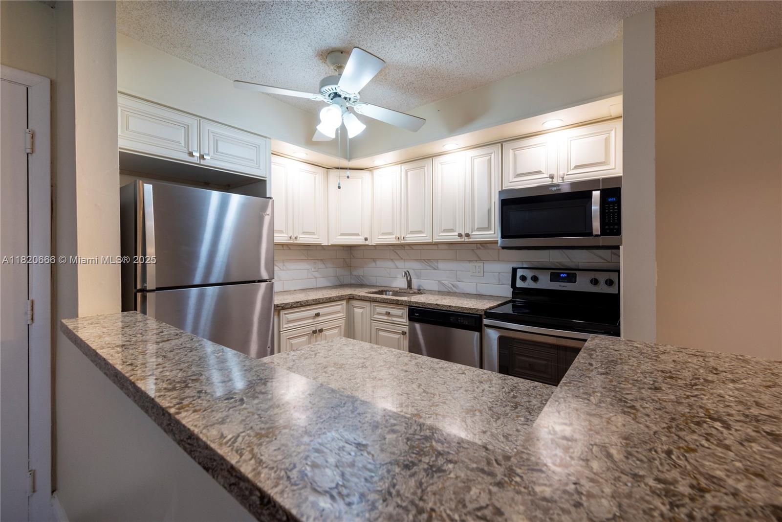 9522 N Belfort Cir #106, Tamarac, Florida image 4