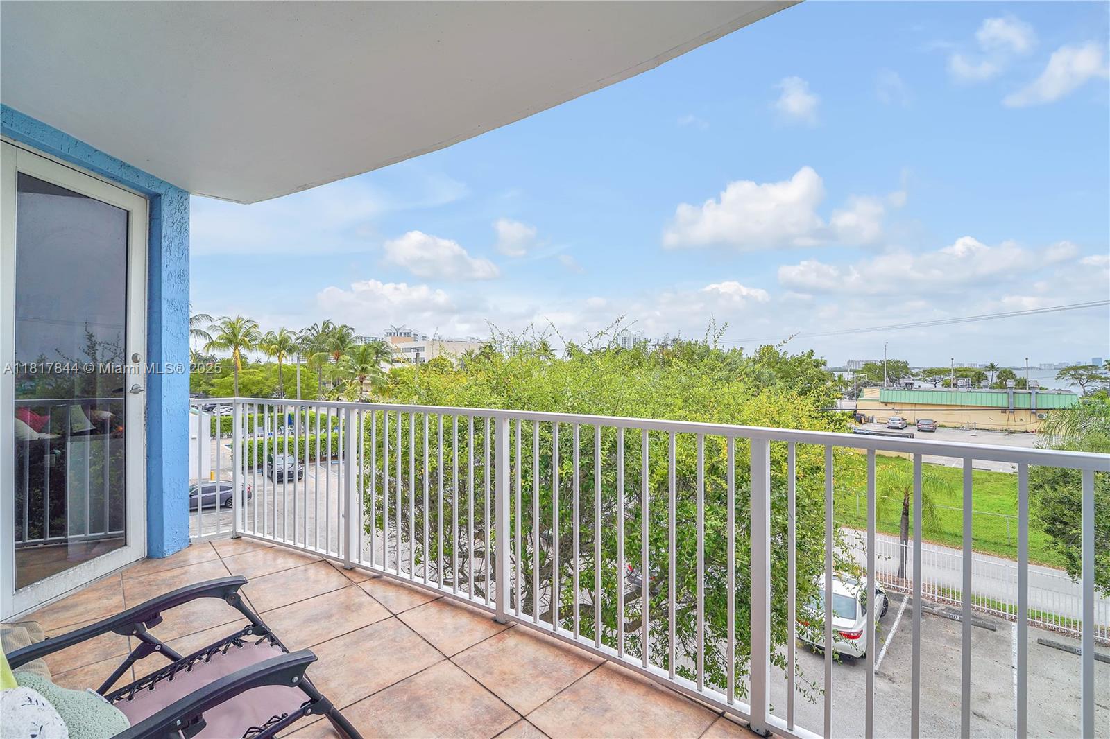1555 N Treasure Dr #304, North Bay Village, Florida image 14