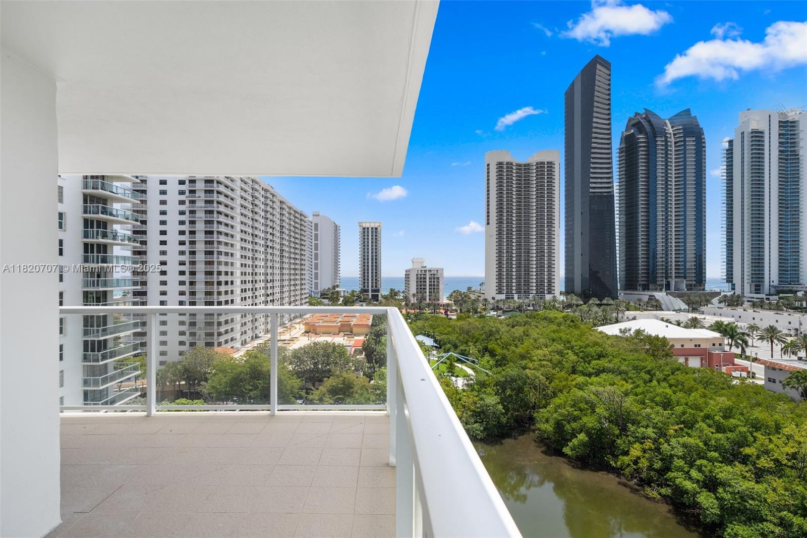 230 174th St #1119, Sunny Isles Beach, Florida image 10
