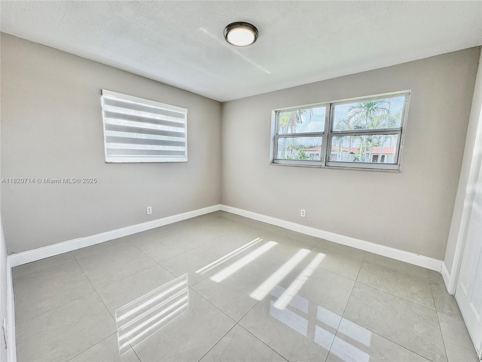 4905 Harrison St, Hollywood, Florida image 16